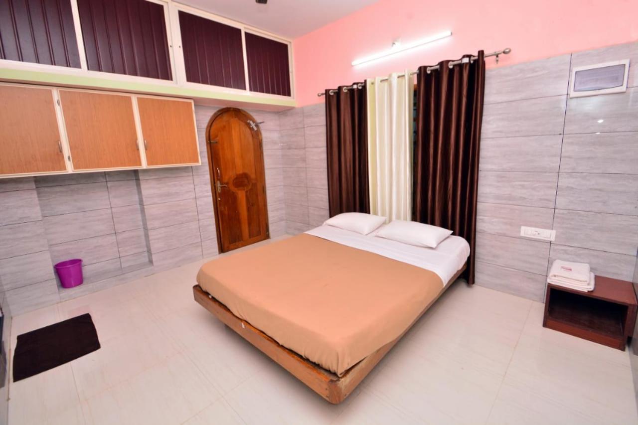 Nethrani Residency Hotel Mavalli Luaran gambar